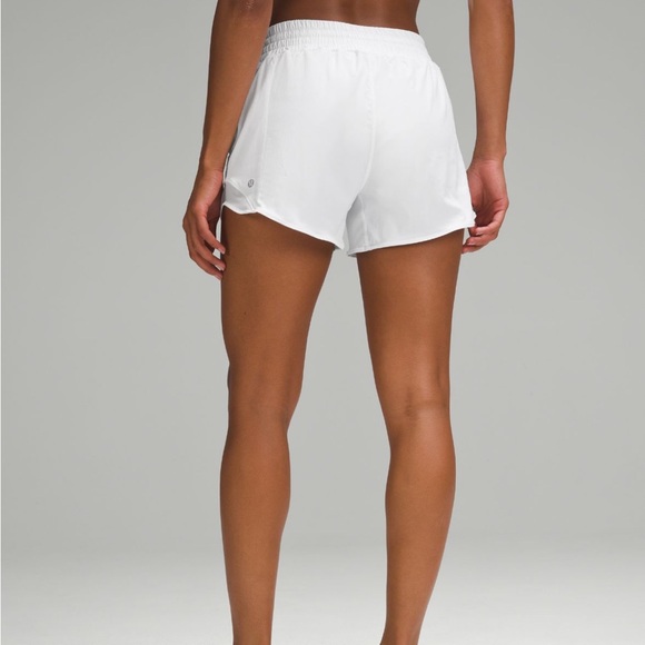 Lululemon Hotty Hot High-Rise Lined Short 4” - Picture 3 of 9